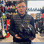 Evan chez Maxxess Brest teste le casque jet Shark RS Jet Carbon-thumbnail