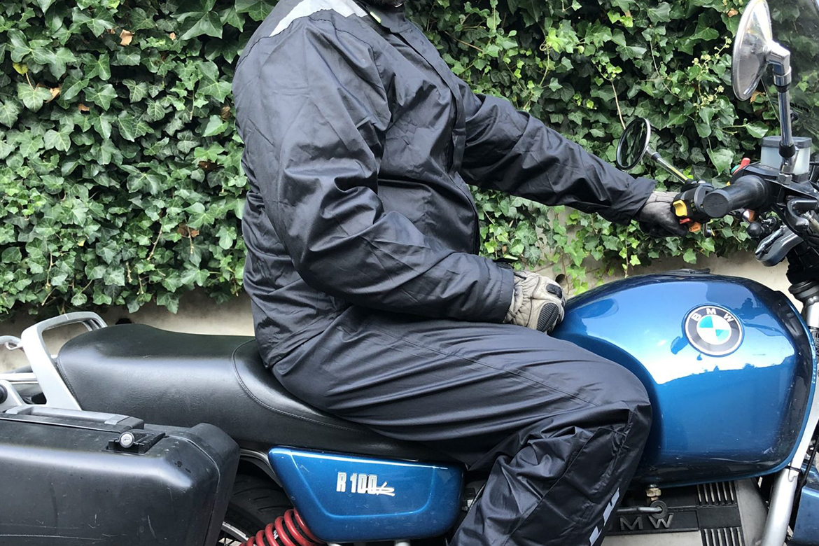 La tenue de pluie moto BLH testée par Trace-deux-roues - le Blog
