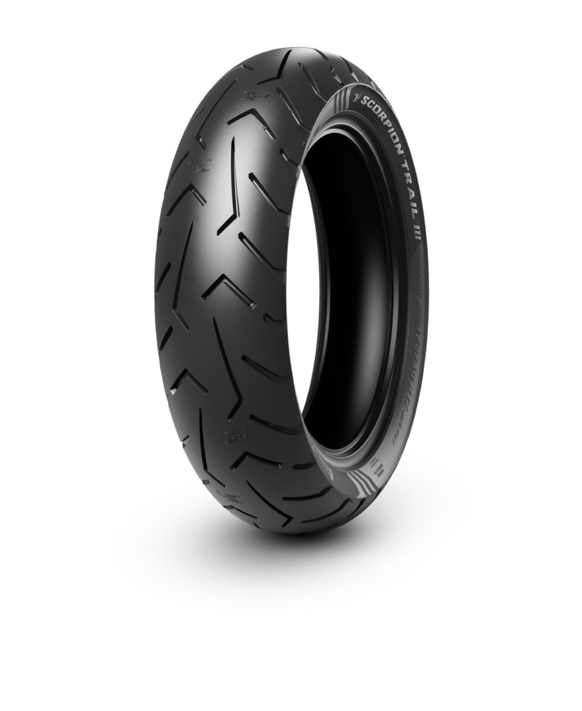 Pirelli Scorpion Trail 3_posteriore_3-4_nocerchio