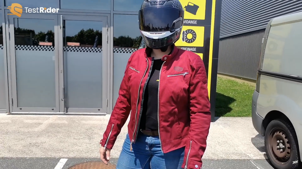 apercu du blouson porté ouvert