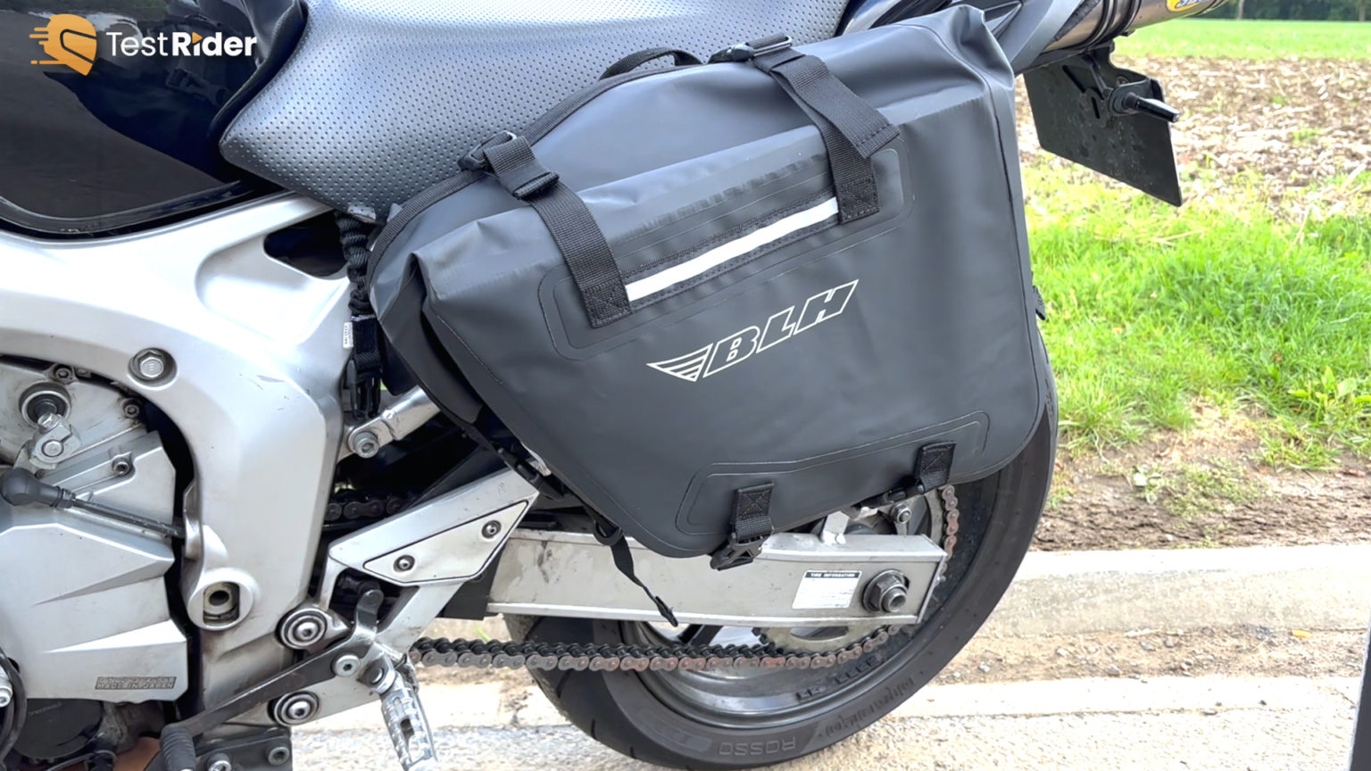 Sacoches laterales WD1 compatible avec Honda Varadero 125 ✓ Achetez maintenant