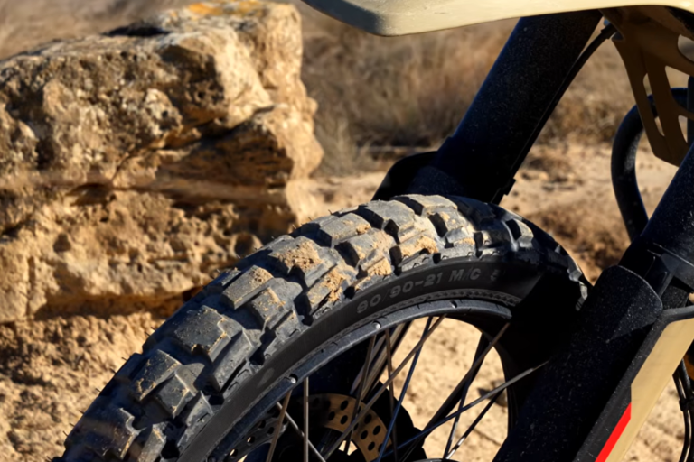 Avis Dunlop Trailmax Raid : Le pneu mixte sans compromis